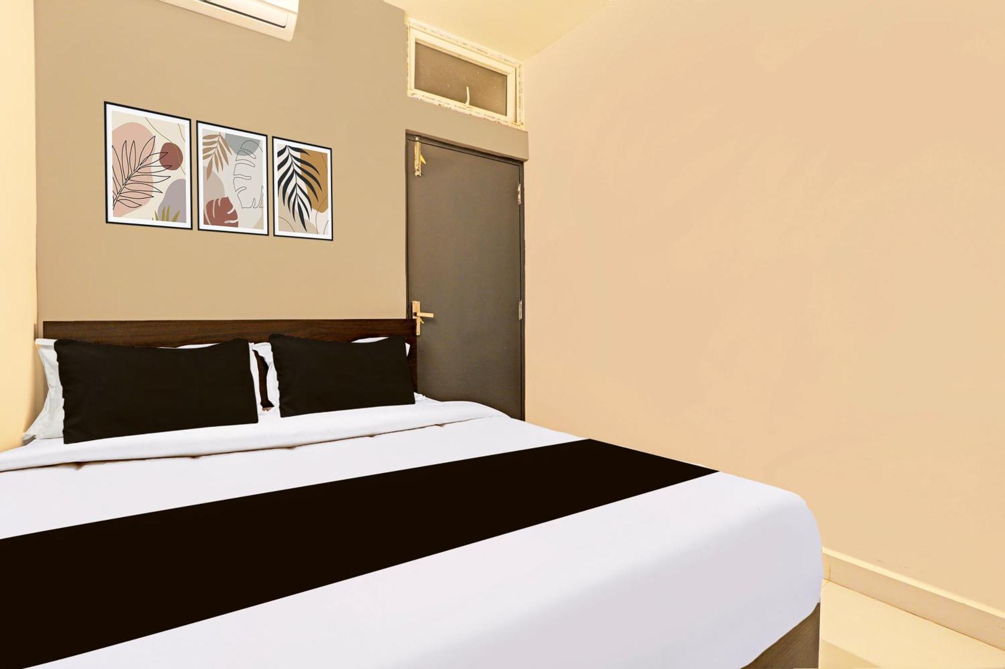 Super Hotel O Inn11 Near Central Station Chennai Exterior photo