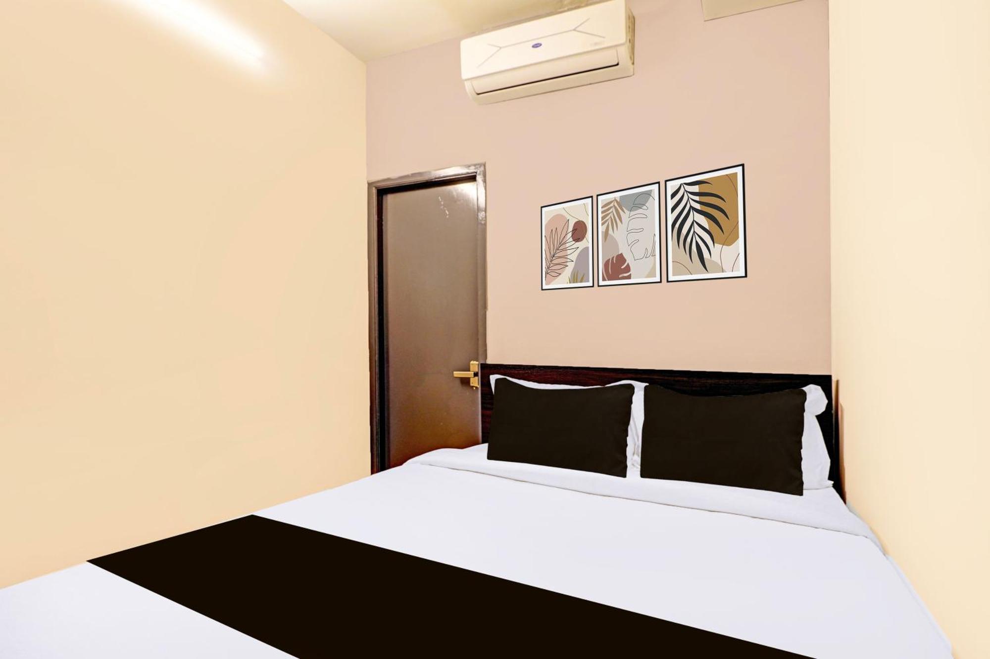 Super Hotel O Inn11 Near Central Station Chennai Exterior photo